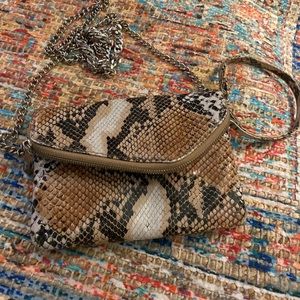 Hobo crossbody / wristlet bag